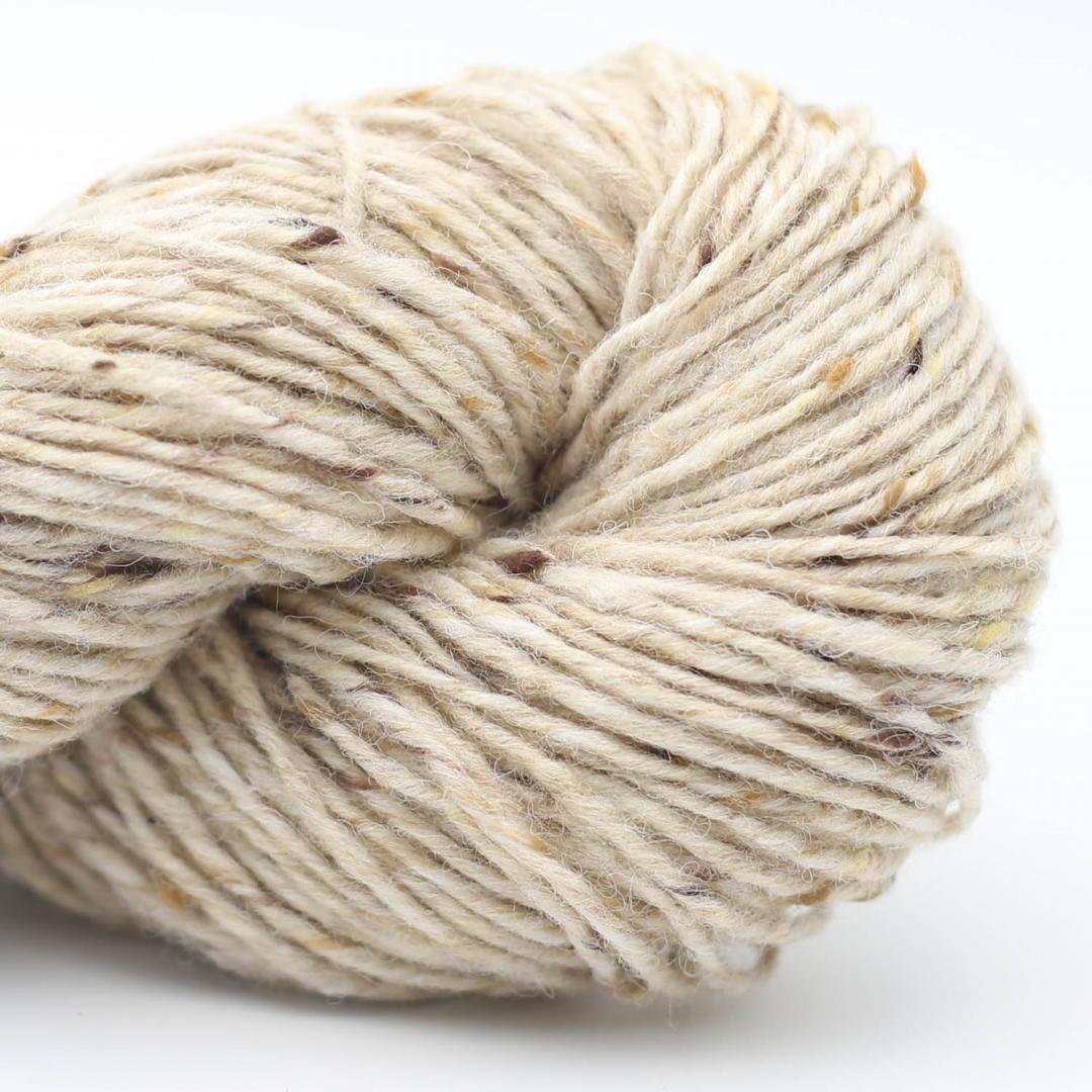 Erika Knight Pure Tweed - 4596 - Waverly Castle White Erika Knight Pure Tweed - 4596 - Waverly Castle White
