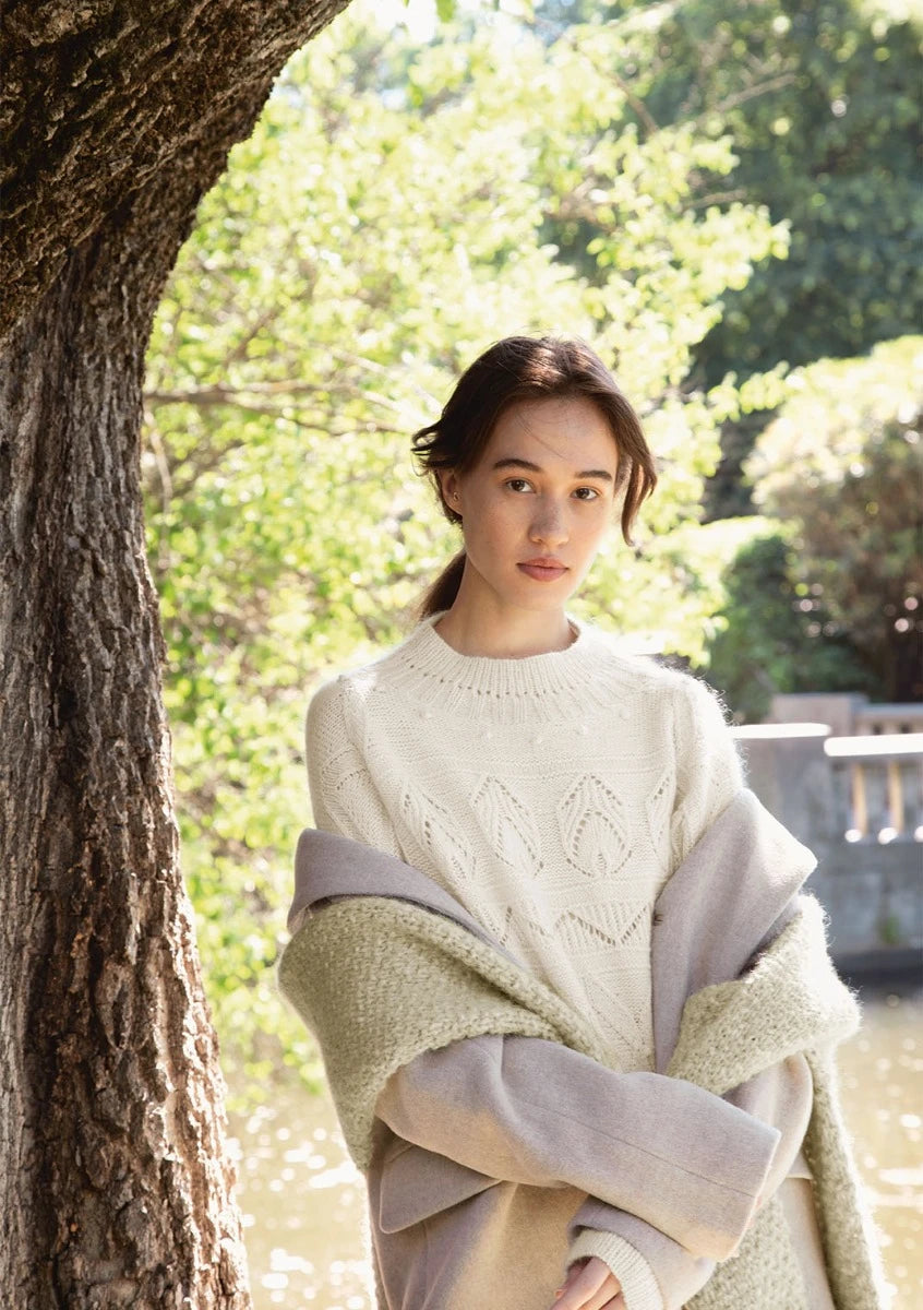 Sandnes Garn Catalogue Tricot 2109 - Lourdes Sweater Sandnes Garn Catalogue Tricot 2109 - Lourdes Sweater