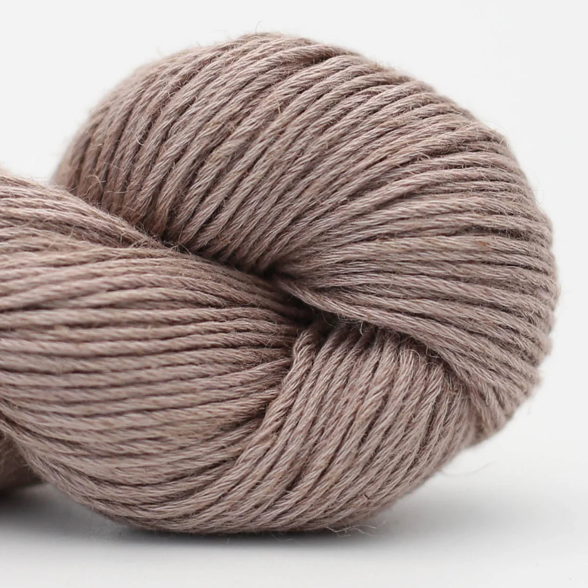 Erika Knight Studio Linen - 402 - Flutter