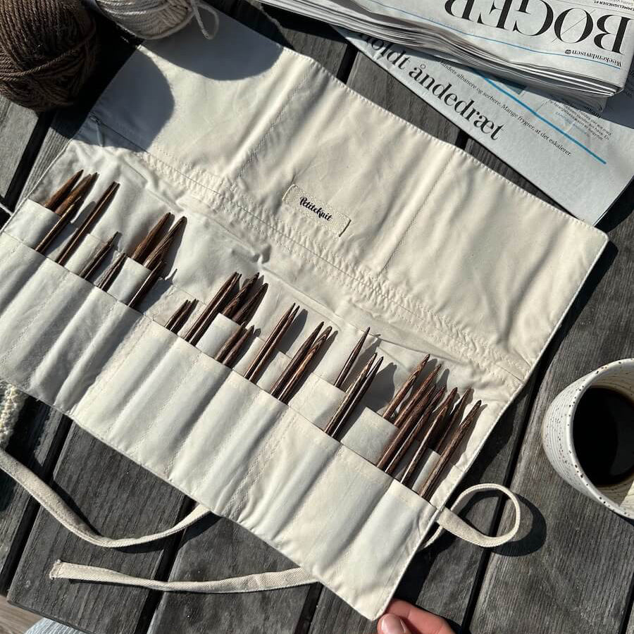 Knitter's needle case - interchangeable needles