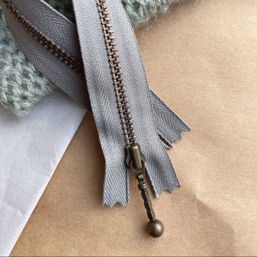 Zipper 23 cm Flint PetiteKnit