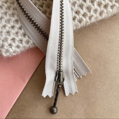 Zipper 23 cm Sand PetiteKnit