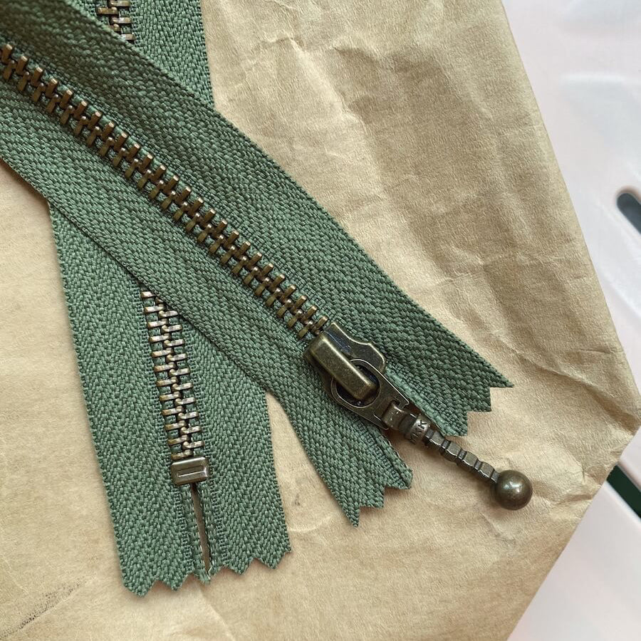 Zipper 35 cm Hunter Green PetiteKnit