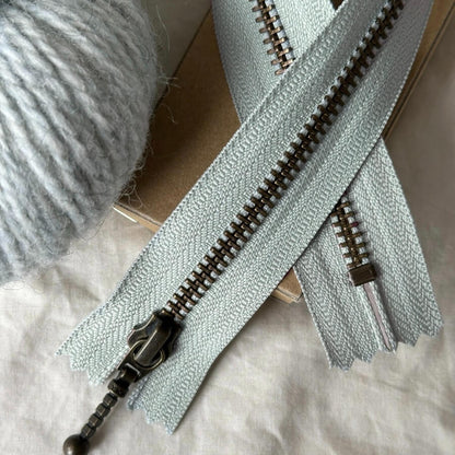 Zipper 35 cm Sea Foam PetiteKnit